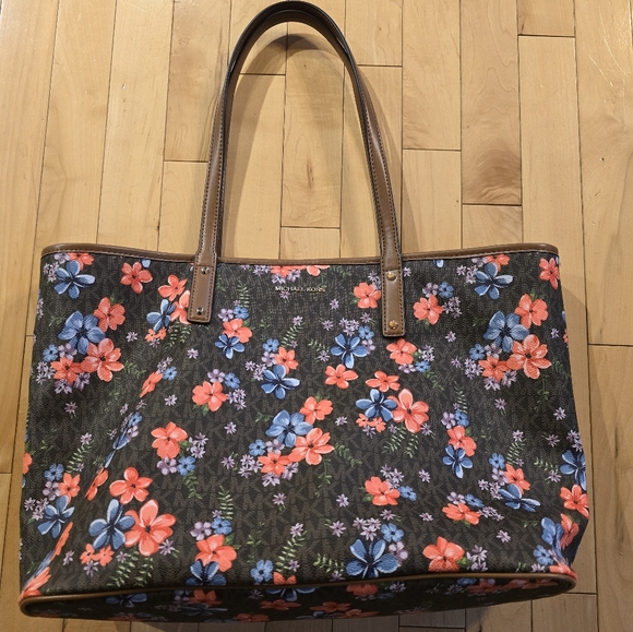 Michael Kors Purse Carter Brown Multi Large open tote Bag - Picture 4 of 9